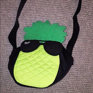 PINK vs cooler, mini pineapple